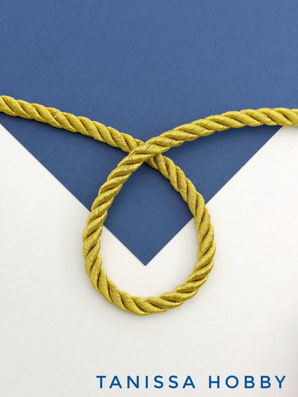 Шнур витой золото металлик люрекс, 8мм, метр, Ш051