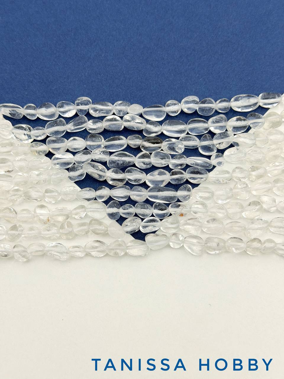 Горный хрусталь бусины галтовка овал, 7-10мм, нить, Б321