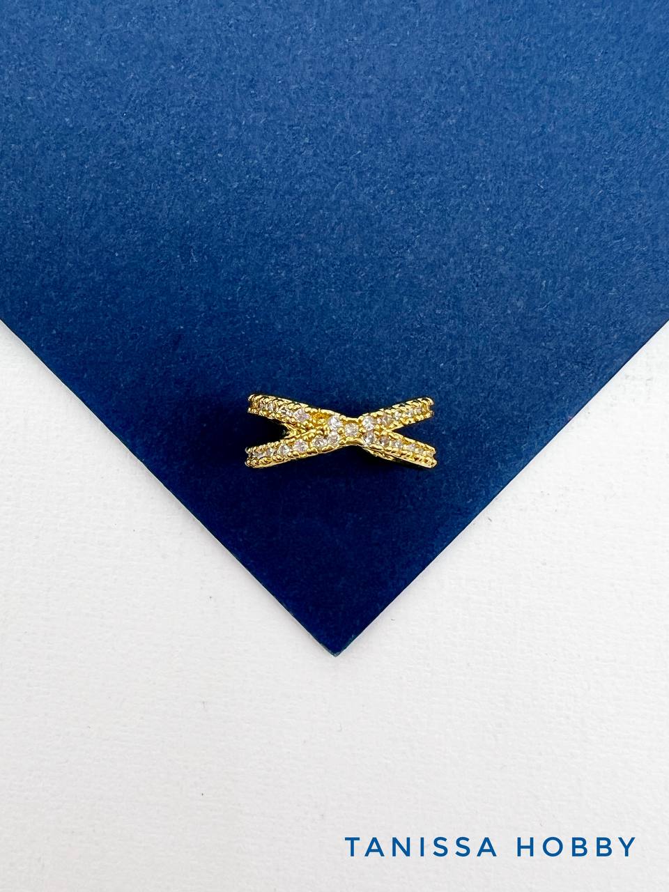 Кафф плетение с фианитами, позолота, Е209