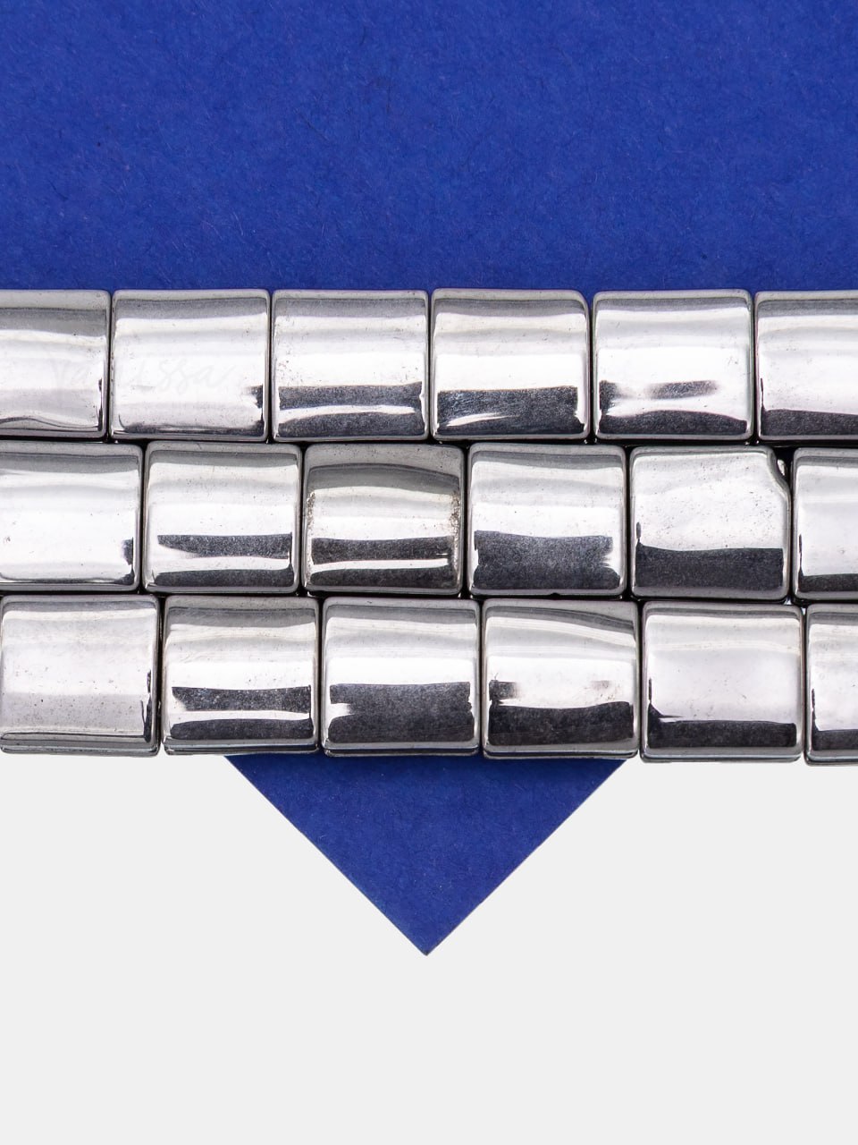 Гематин гематит бусины квадрат плоский 8мм, 1/2 нити, ГТ163