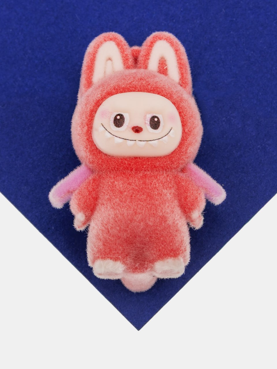 Подвеска плюшевая игрушка зайчик дракон, 47х33мм, красный, П387