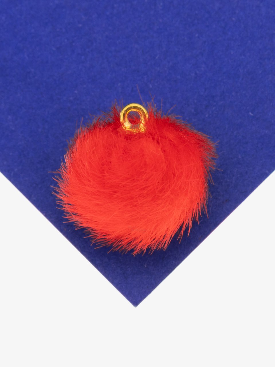 Подвеска шарик пушистик, красный мех, позолота, П308