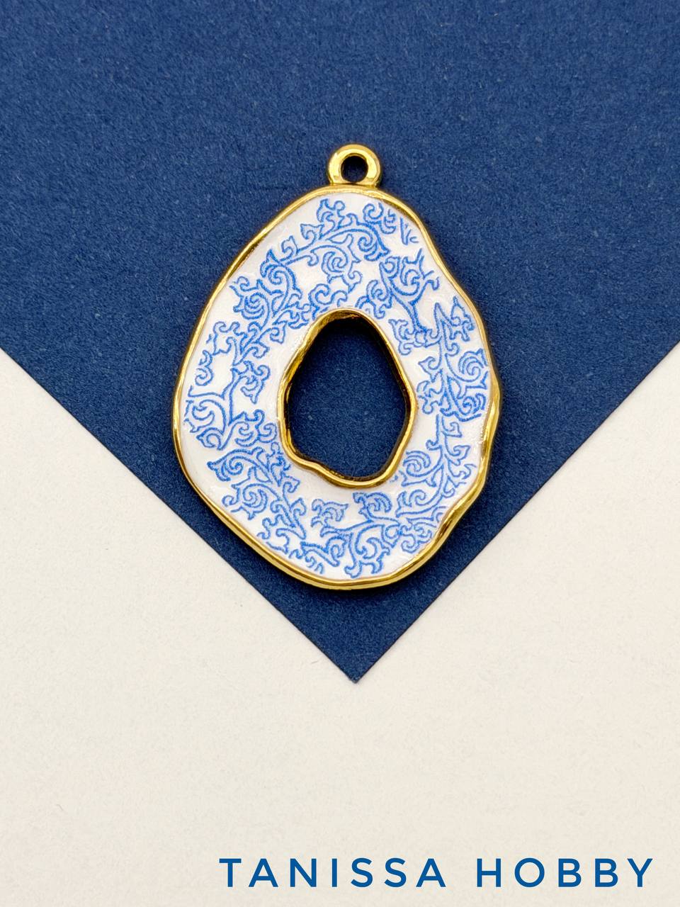 Подвеска капля овал гжель, эмаль, сталь, позолота, Ш522