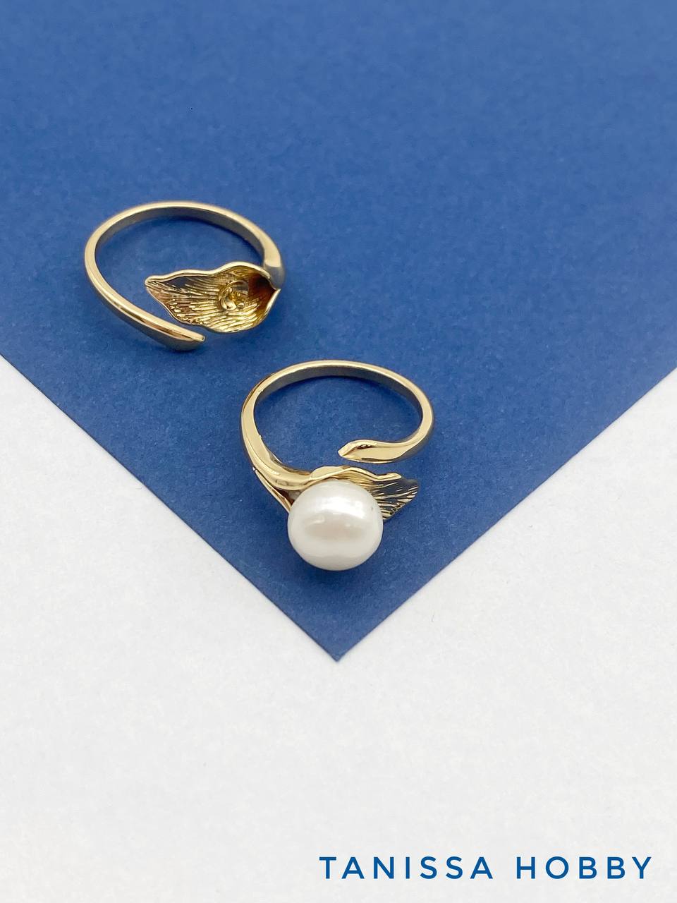 Основа для кольца под вклейку, лепесток каллы, позолота, У049