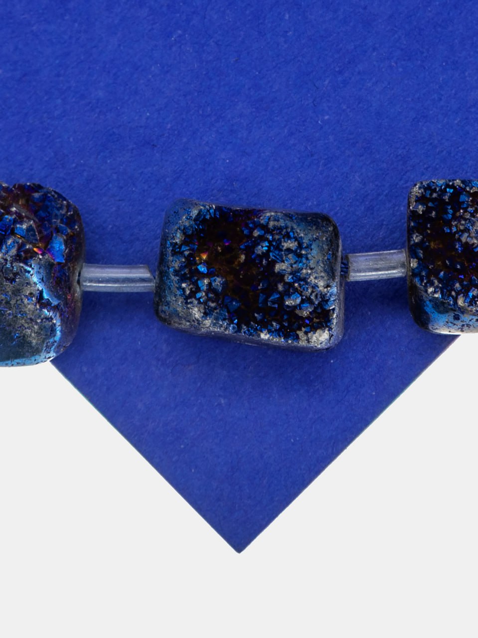 Тонированная бусина кварца, синий, 13-15мм, штука, Б063