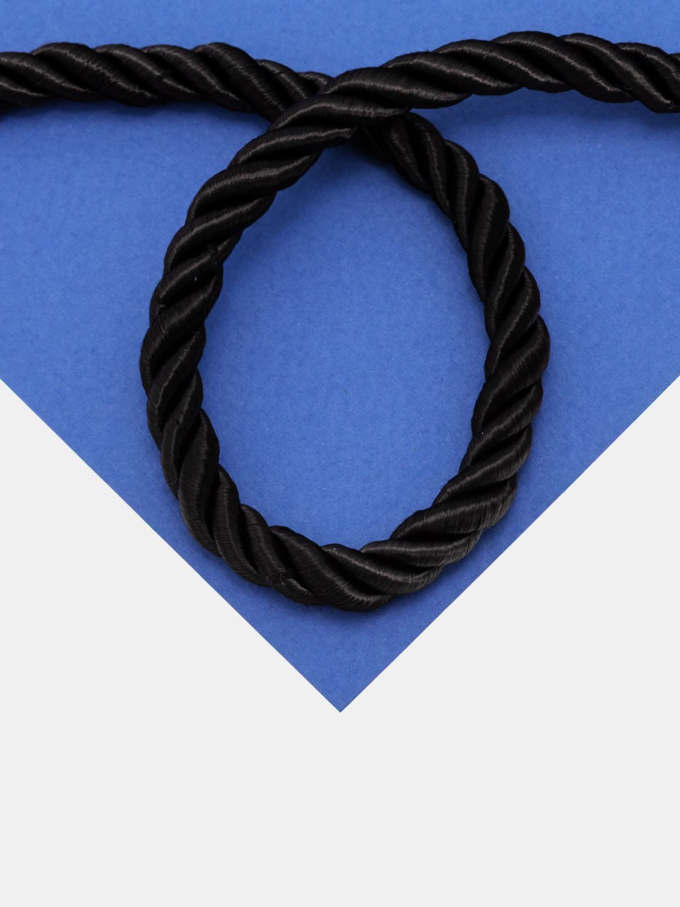 Шнур витой черный 8мм, метр, Ш040