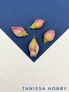 Подвеска цветок, бутон, роза в смоле, розовый лавандовый, позолота, ЦВ025