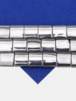 Гематин гематит бусины квадрат плоский 8мм, 1/2 нити, ГТ163