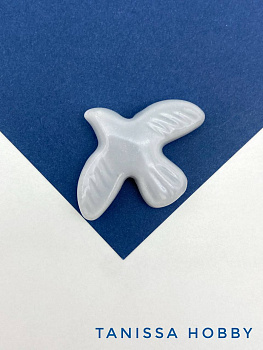 Бусина серая фарфоровая птица, керамика, 34х42мм, П188