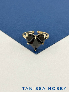 Кольцо безразмерное сердце черный фианит, позолота, У014