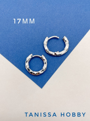 HpW4jx888x.jpg