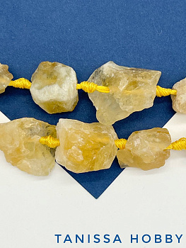 Цитрин, необработанный, бусина, Б238