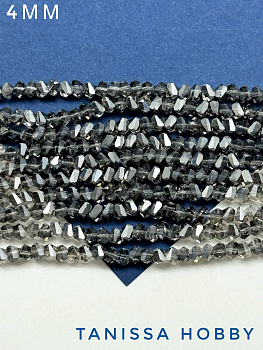 Хрусталь крошка треугольник 4мм, серебро графит, нить. Х214