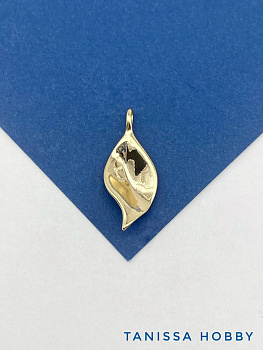 Подвеска листик, 28х12мм, позолота, Д520