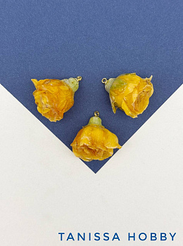 Подвеска цветок, бутон, роза в смоле, яркий желтый, позолота, ЦВ016