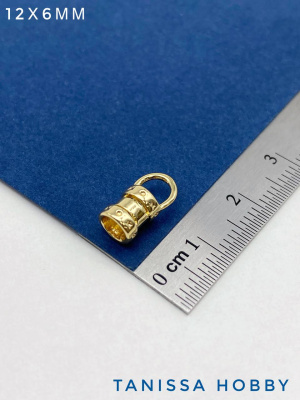 4aaSzMhkri.jpg