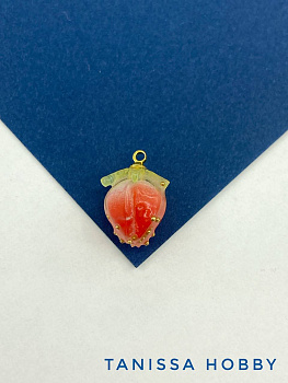 Подвеска цветок, бутон в смоле, красный, 10мм, акрил, позолота, П193