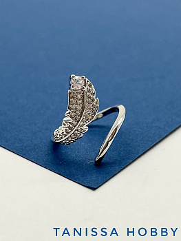 Кольцо безразмерное, перо, родий, У076