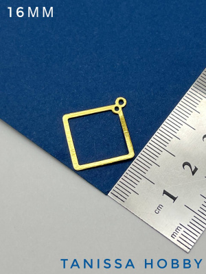 5GKv5to1f4.jpg