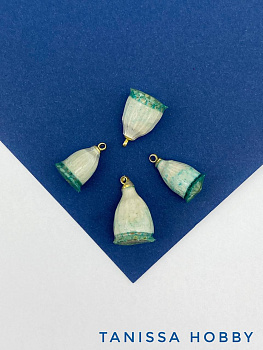 Подвеска цветок, бутон в смоле, голубой, позолота, П073