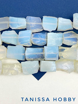 Лунный камень, необработанный, 15-17мм, бусина, Б249